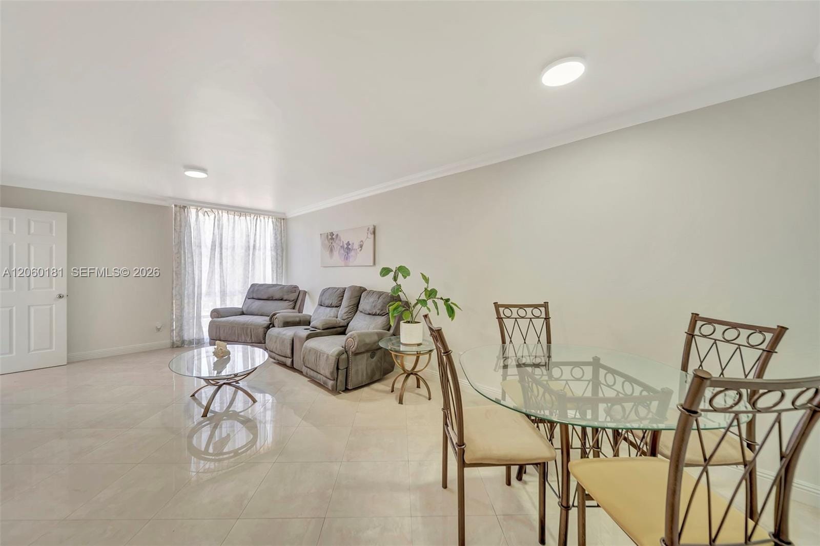 200 172nd Street 220, Sunny Isles Beach, FL 33160 photo 2