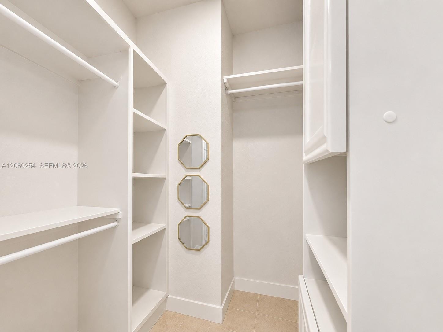 484 NE 4th Avenue — photo 11