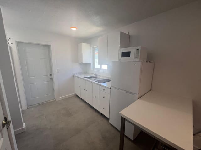 1244 W 27TH Street B, Riviera Beach, FL 33404