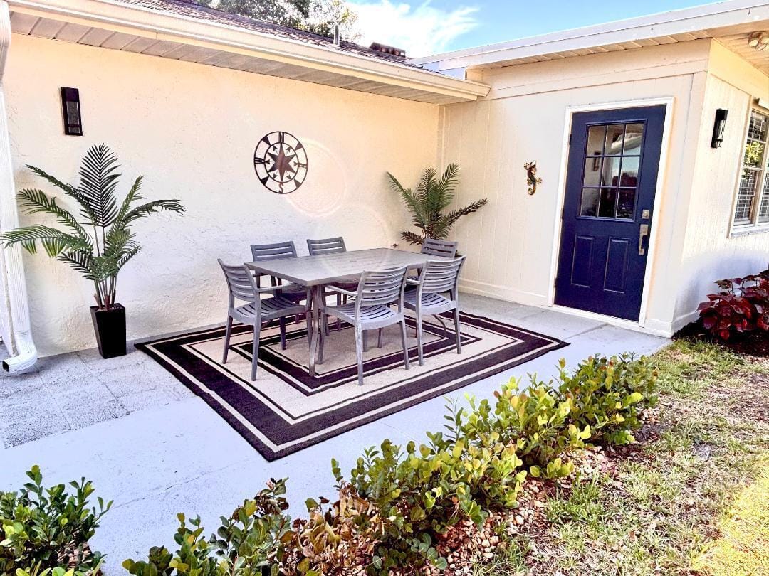 1049 Phelps Street, Sebastian, FL 32958 photo 4