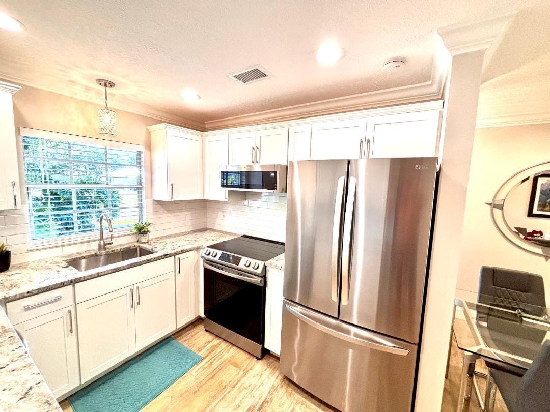 1049 Phelps Street, Sebastian, FL 32958 photo 8