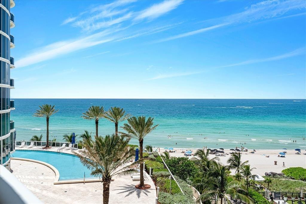17201 COLLINS Avenue 805, Sunny Isles Beach, FL 33160 photo 2