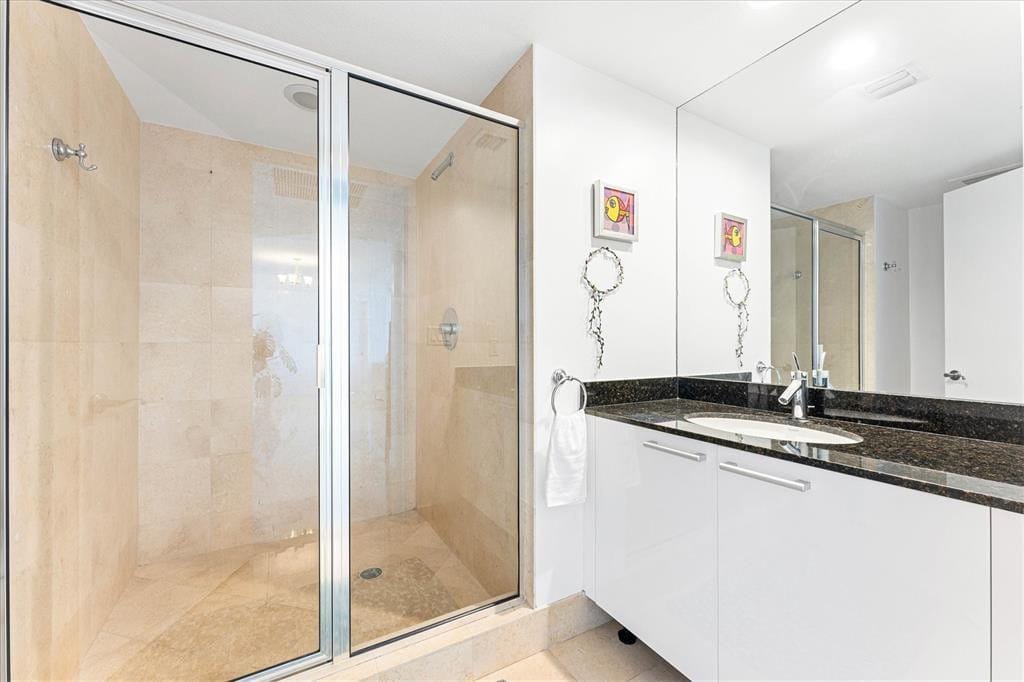17201 COLLINS Avenue 805, Sunny Isles Beach, FL 33160 photo 17