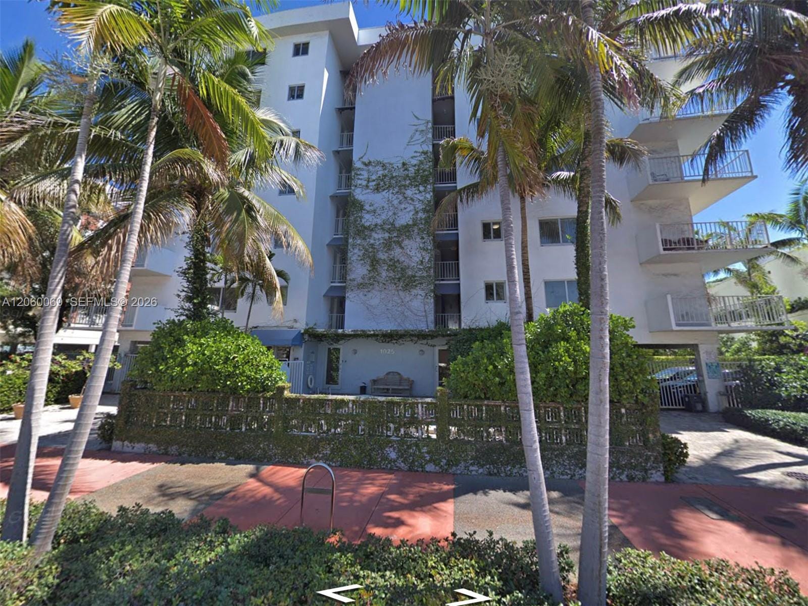 1025 Alton Road 504 — photo 2