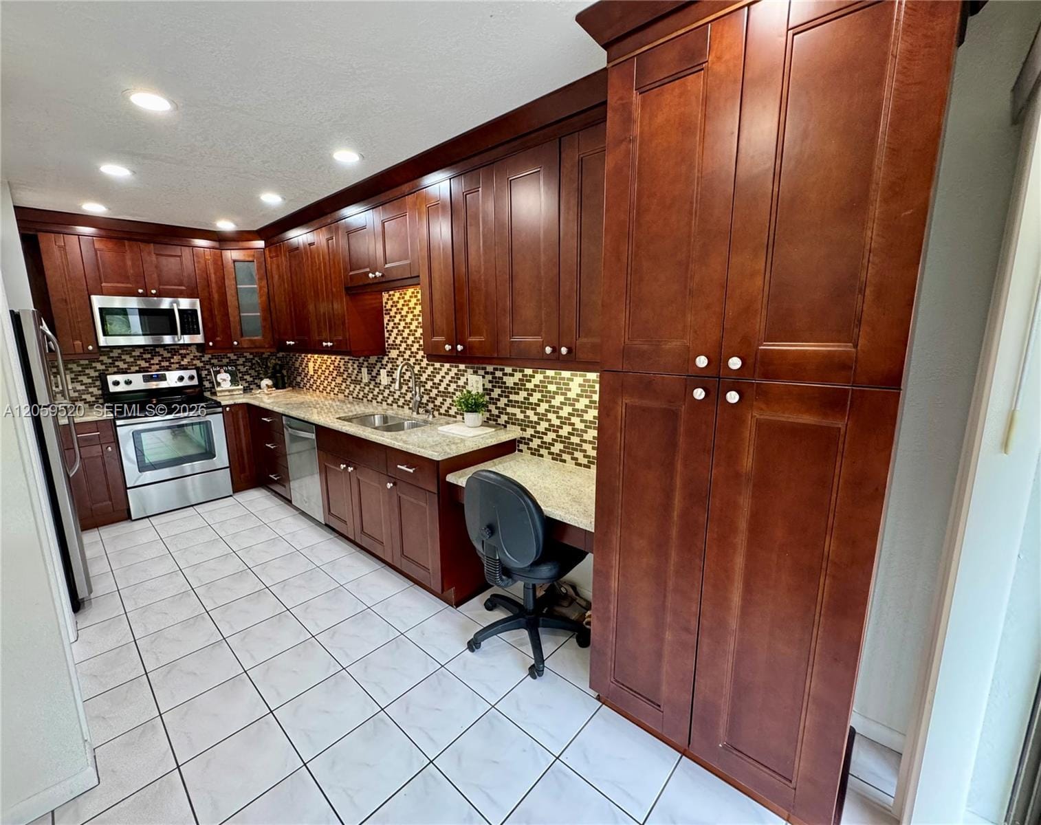 8707 Bardmoor Place 101, Seminole, FL 33777 photo 16
