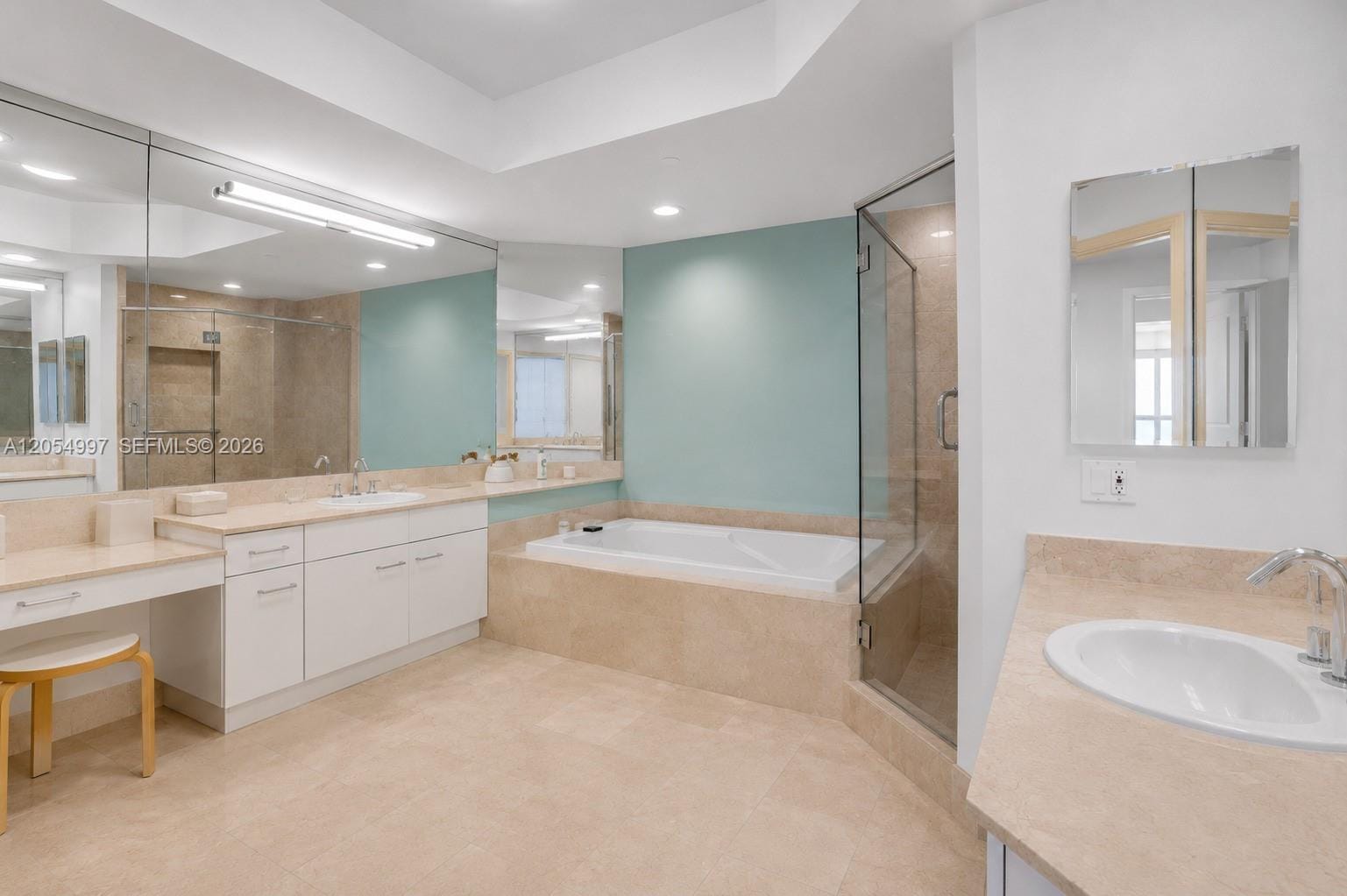 21150 Point Place 1605, Aventura, FL 33180 photo 27
