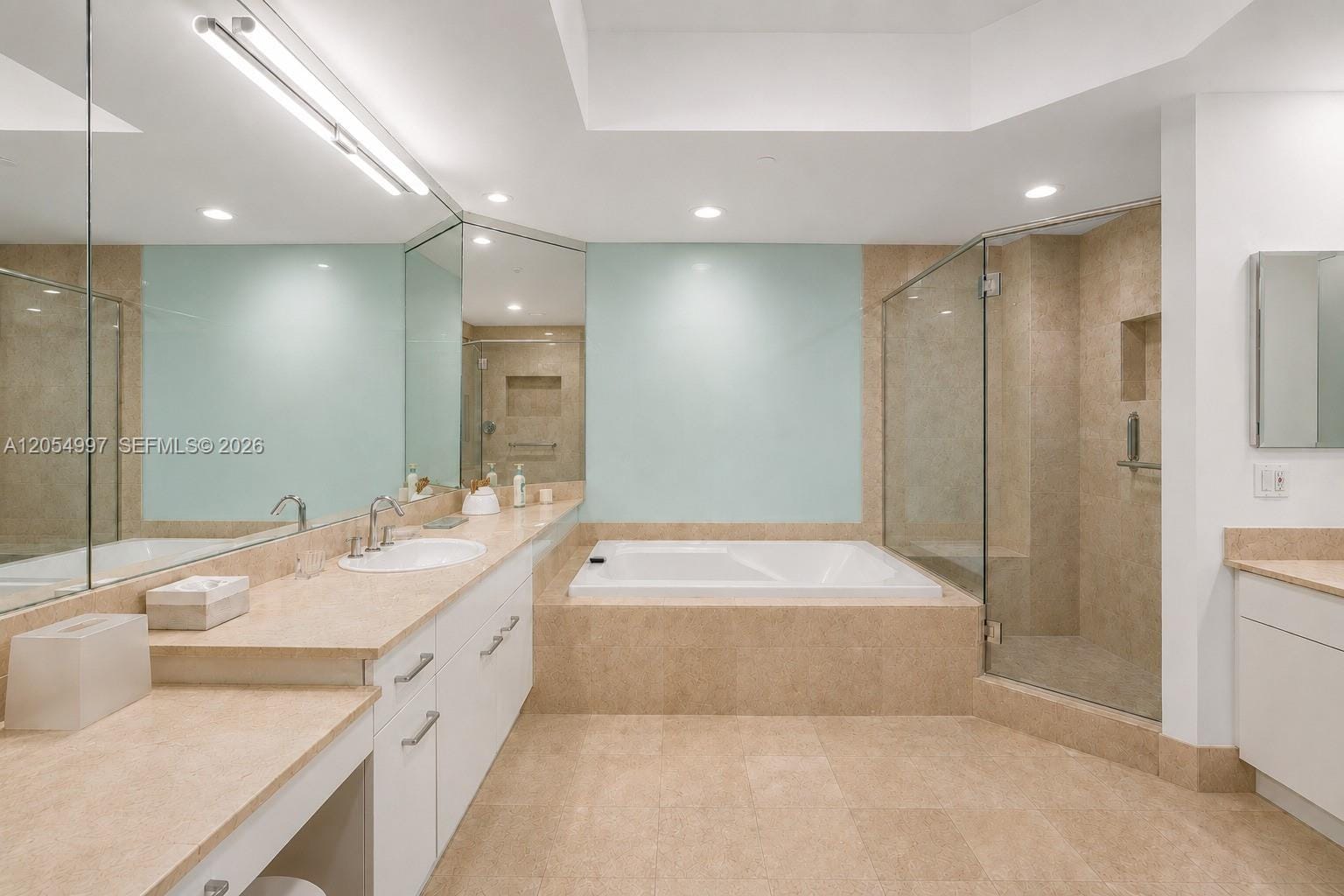 21150 Point Place 1605, Aventura, FL 33180 photo 28