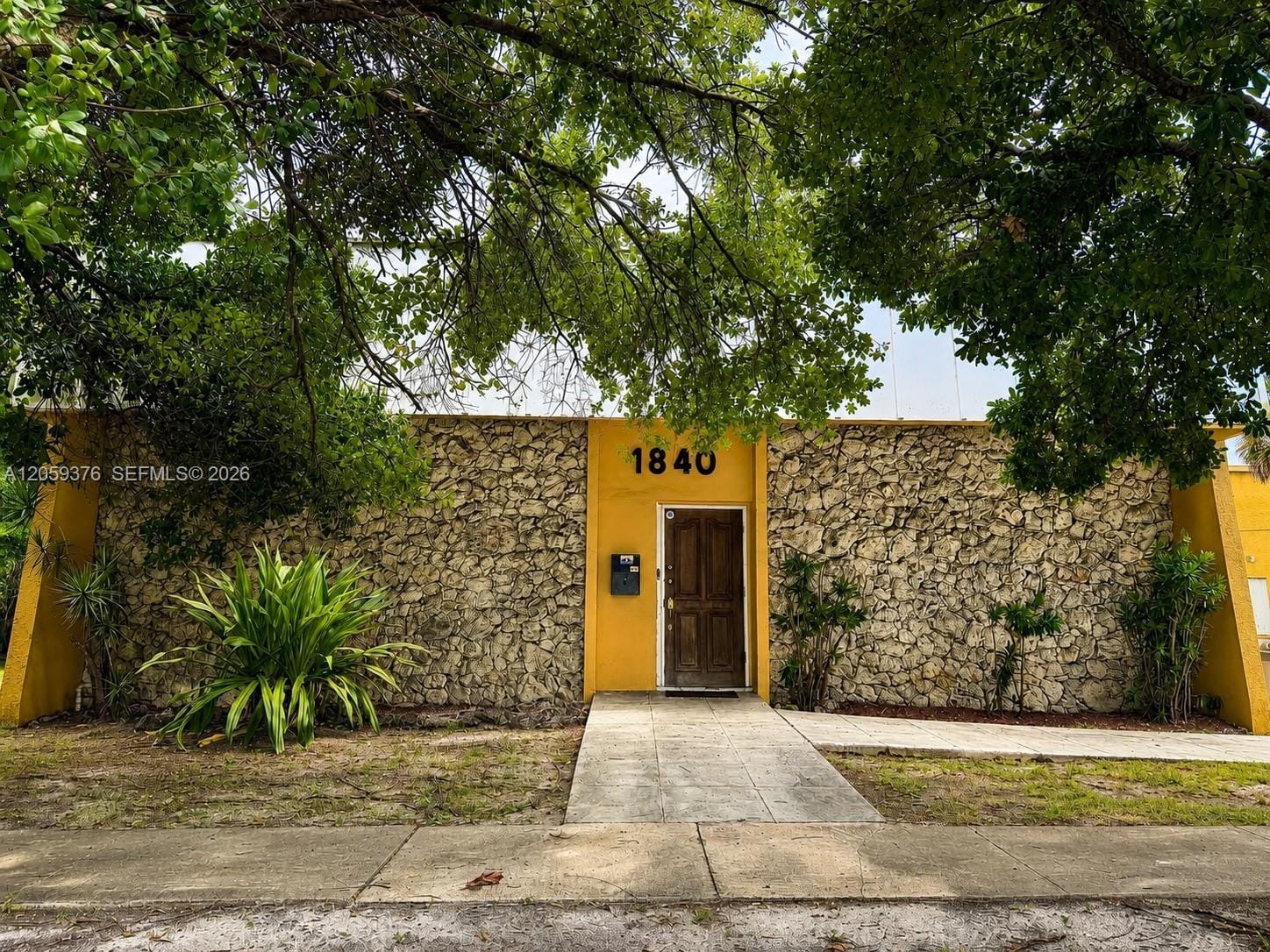 1840 NE 153rd Street, North Miami Beach, FL 33162 photo 15