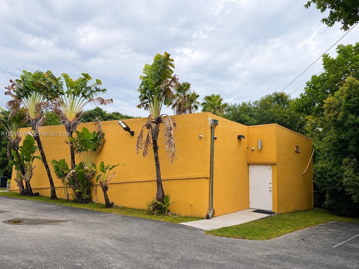 1840 NE 153rd Street, North Miami Beach, FL 33162 photo 17
