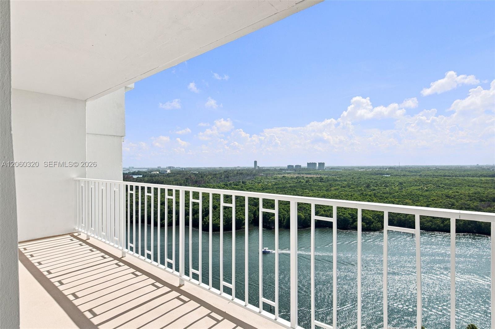 500 Bayview Drive 2121, Sunny Isles Beach, FL 33160 photo 23