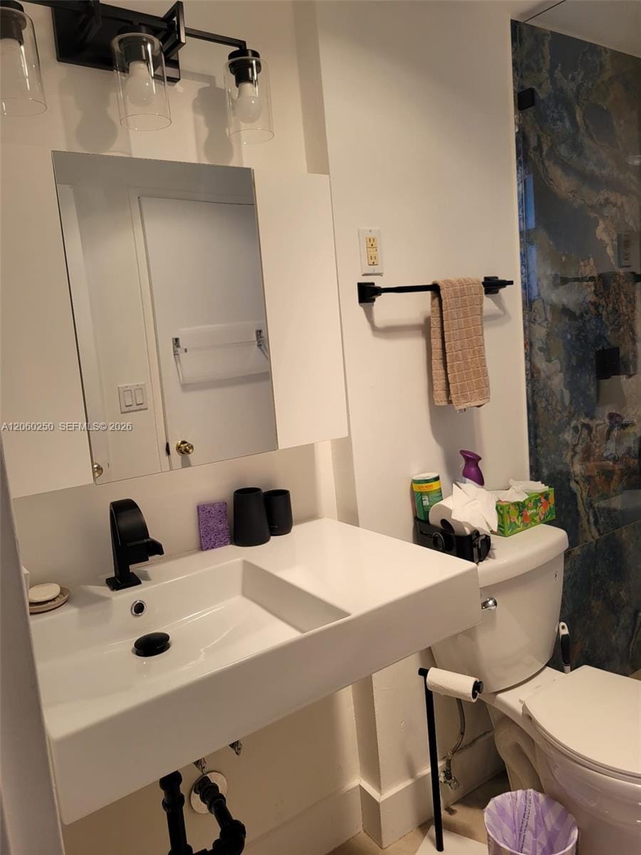 220 Kings Point Drive 606 — photo 12