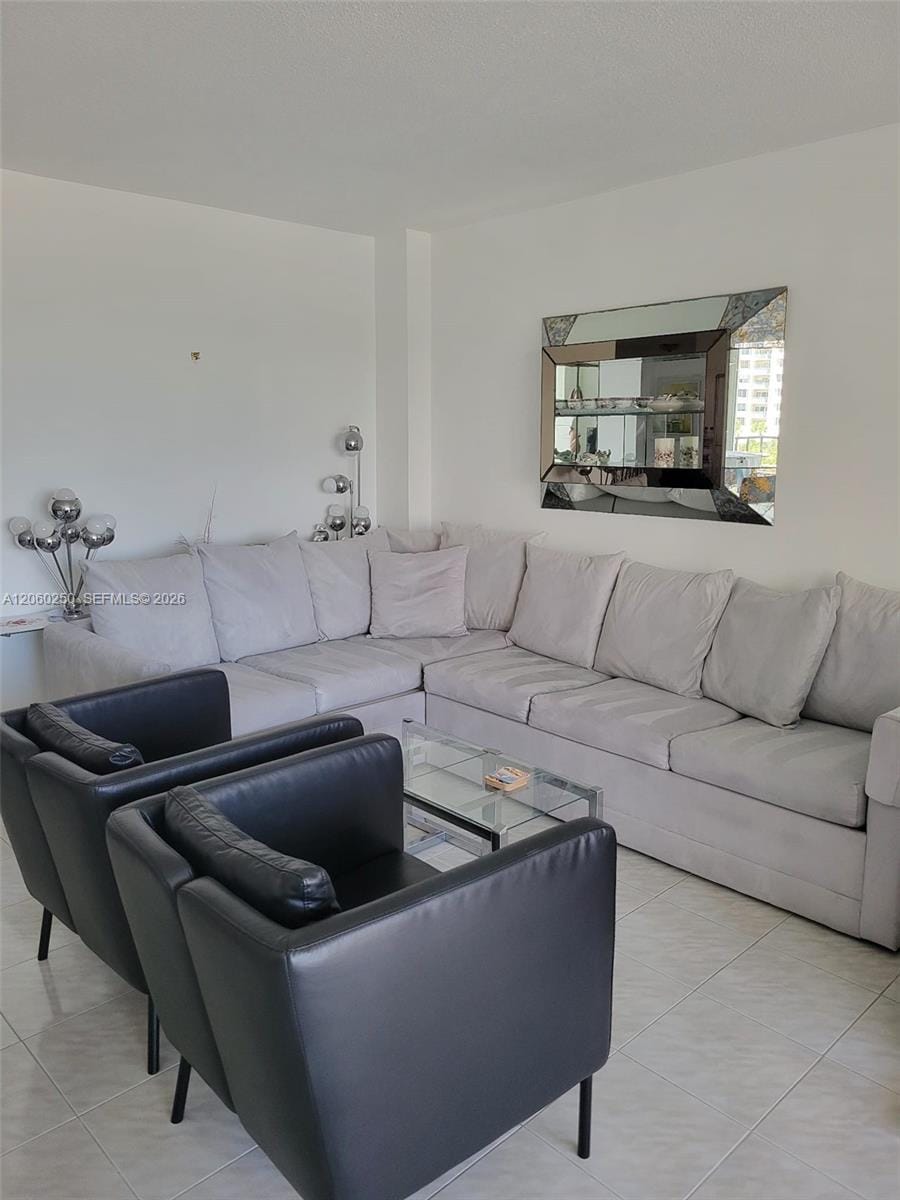 220 Kings Point Drive 606 — photo 8