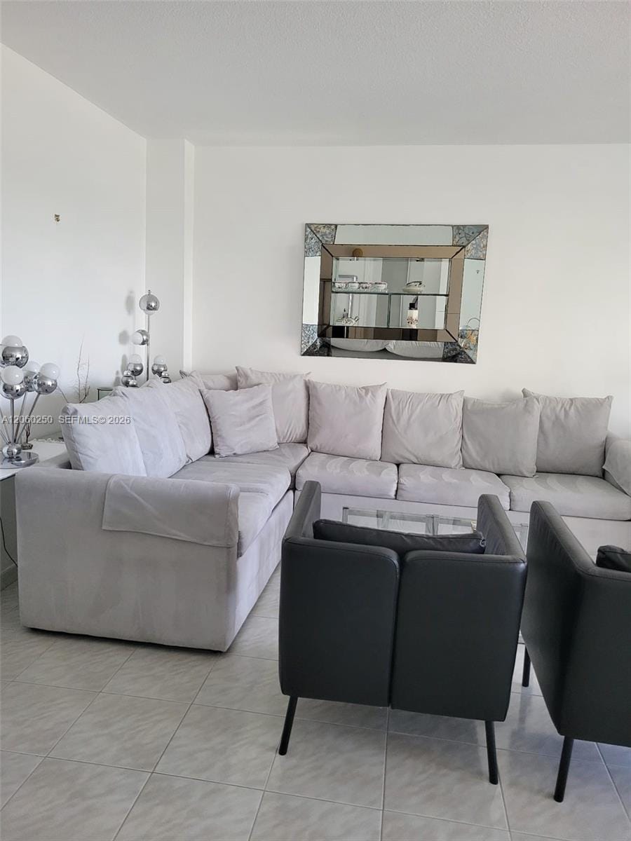 220 Kings Point Drive 606 — photo 10