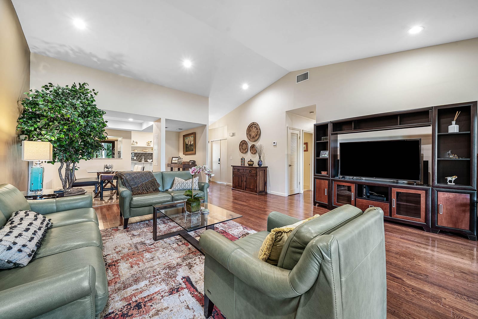 11355 Pond View Drive D202 — photo 8