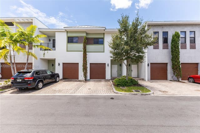 4444 NW 9th Street 0, Plantation, FL 33317