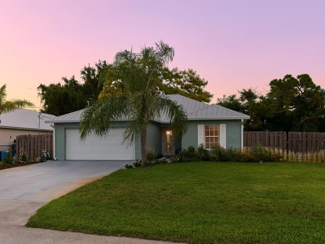 1189 NW 15th Street, sold in Palm Lake Park, Stuart, FL