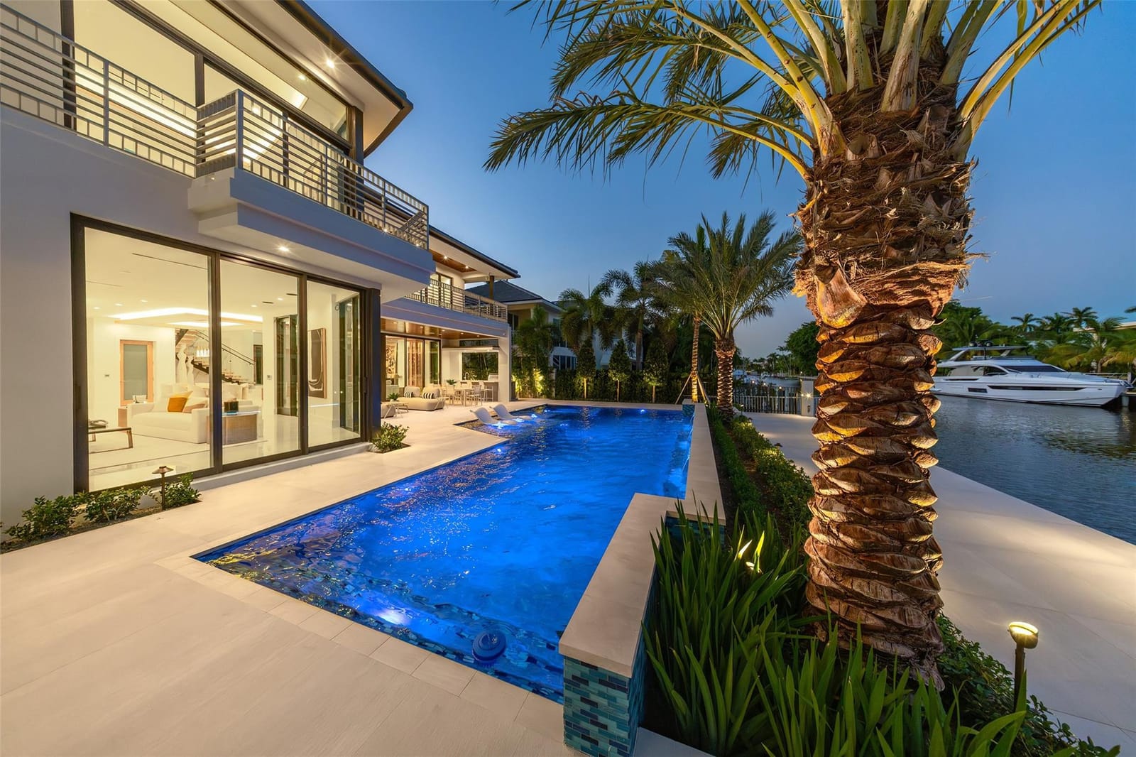 24 Fiesta Way — photo 3