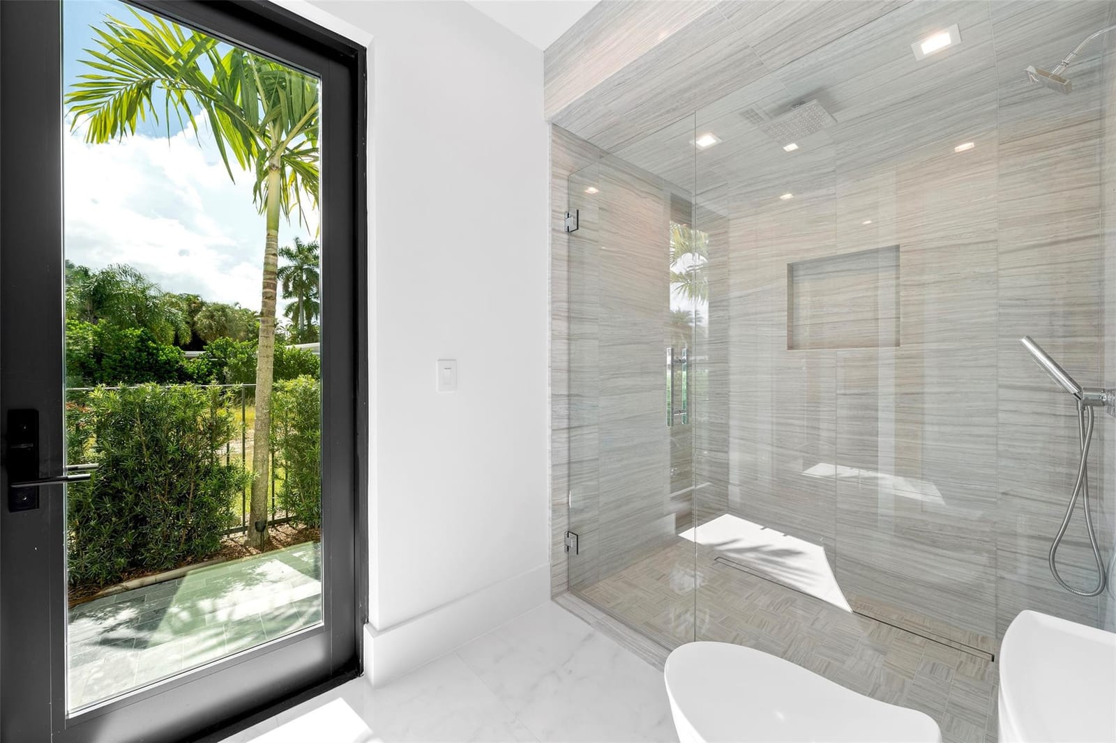 24 Fiesta Way, Fort Lauderdale, FL 33301 photo 22