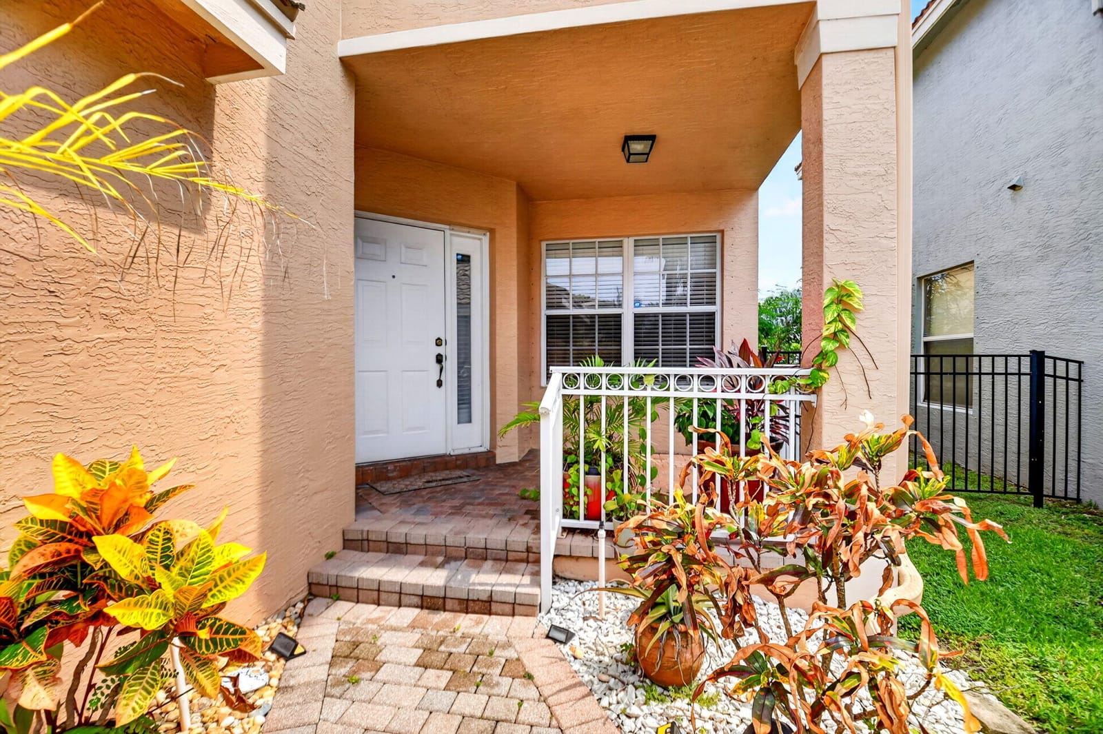 5018 Starblaze Drive — photo 5