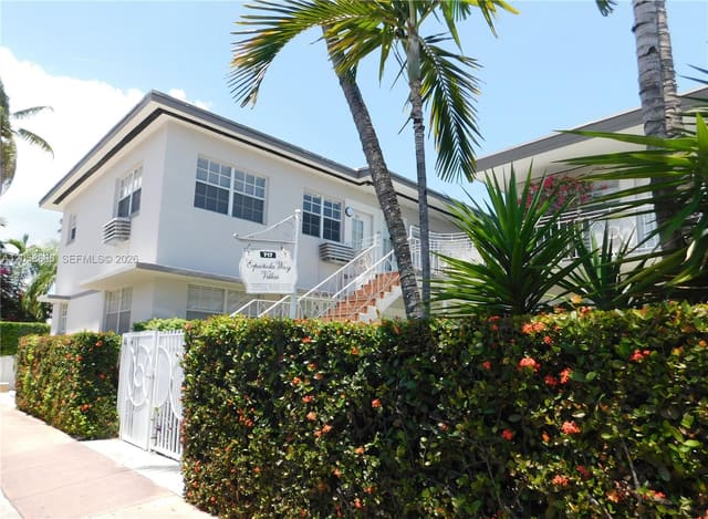 717 Espanola Way 201, Miami Beach, FL 33139