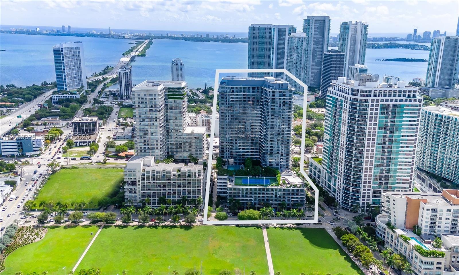 121 NE 34th Street 2003, Miami, FL 33137 photo 4