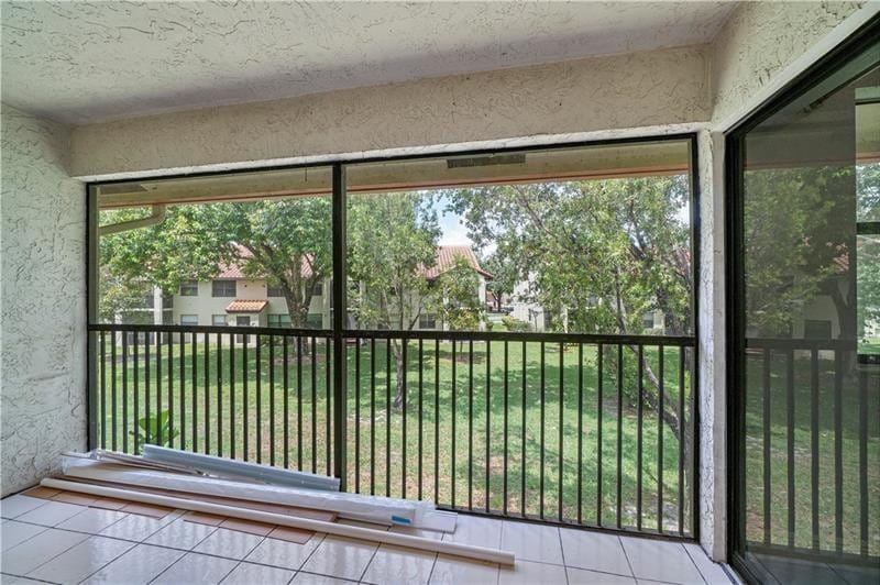 1004 Congressional Way — photo 11