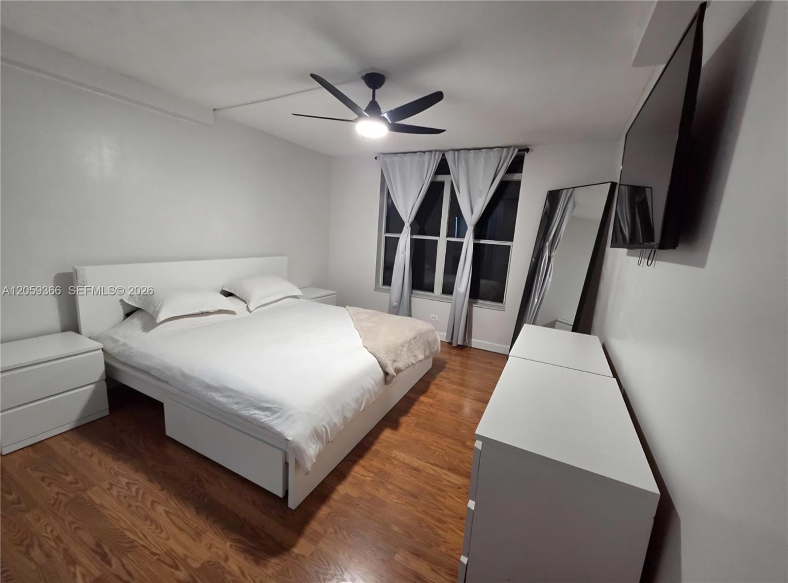 3750 Inverrary Drive 2B — photo 4