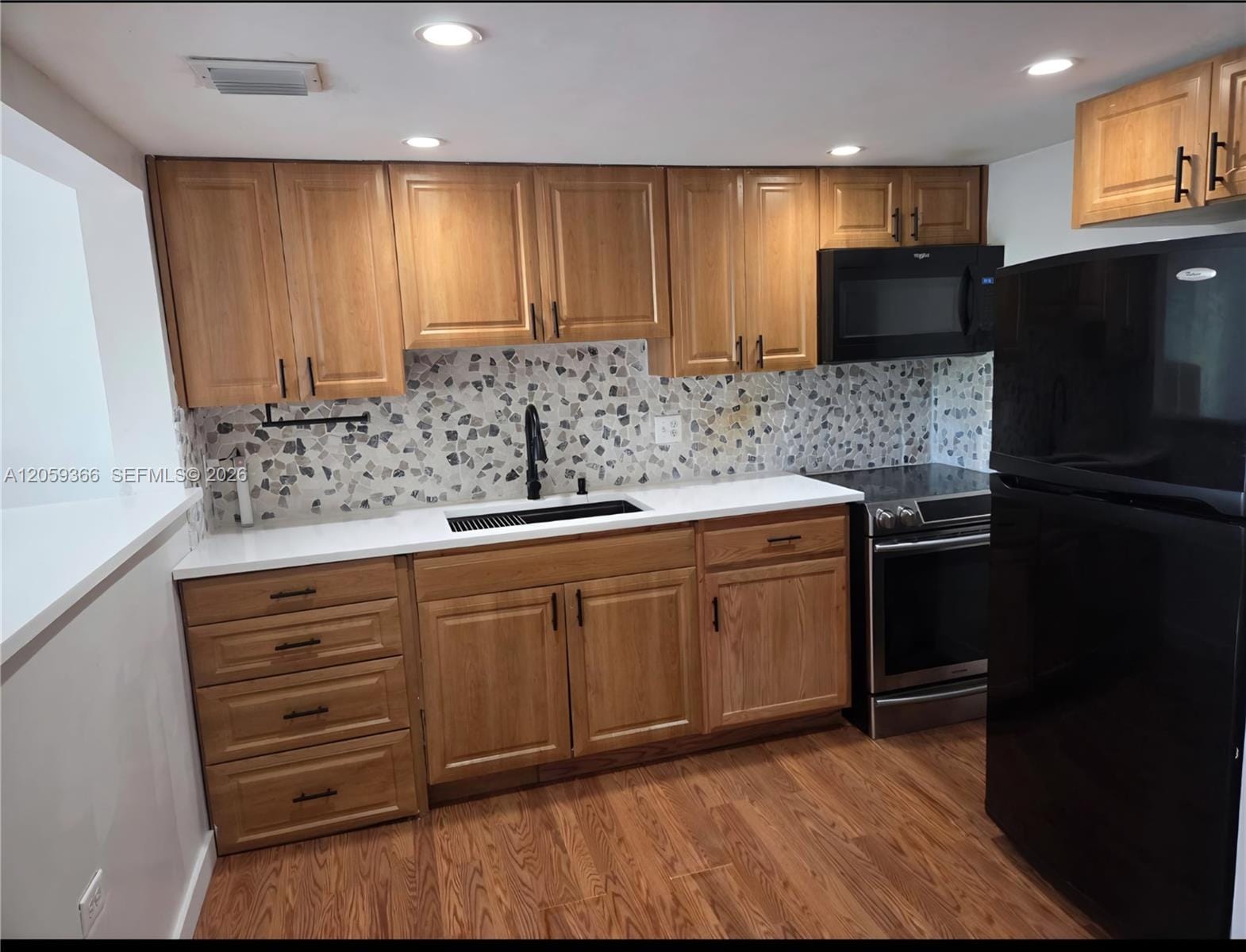 3750 Inverrary Drive 2B — photo 7