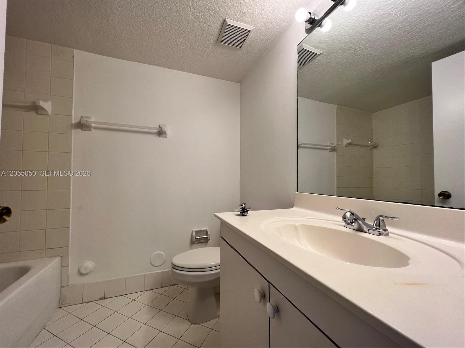 985 NE 33rd Terrace 104 — photo 7