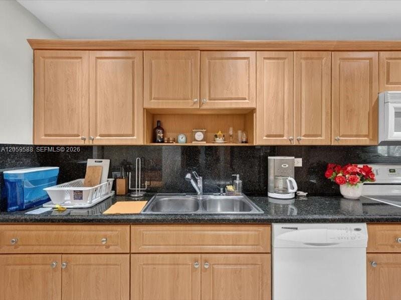 7135 Collins Avenue 331, Miami Beach, FL 33141 photo 27