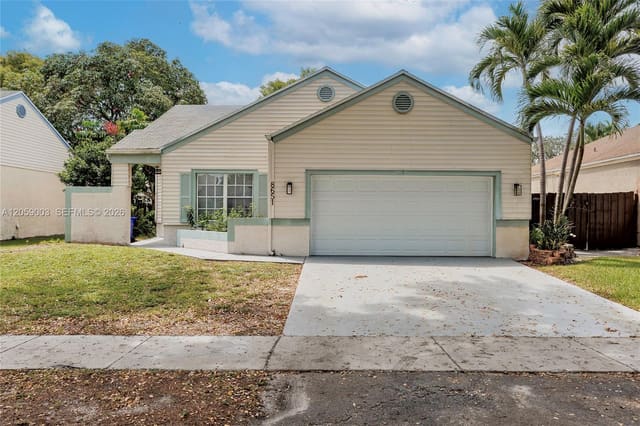 8651 SW 12th Street, Pembroke Pines, FL 33025