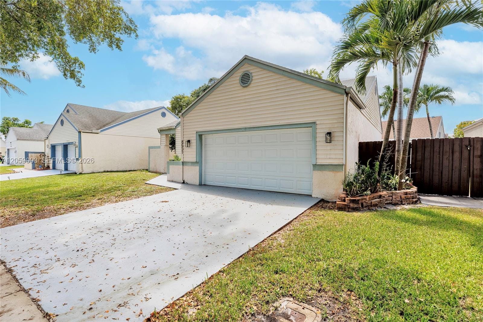 8651 SW 12th Street — photo 3