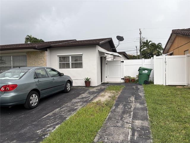 12510 SW 33rd Street 1, Miami, FL 33175