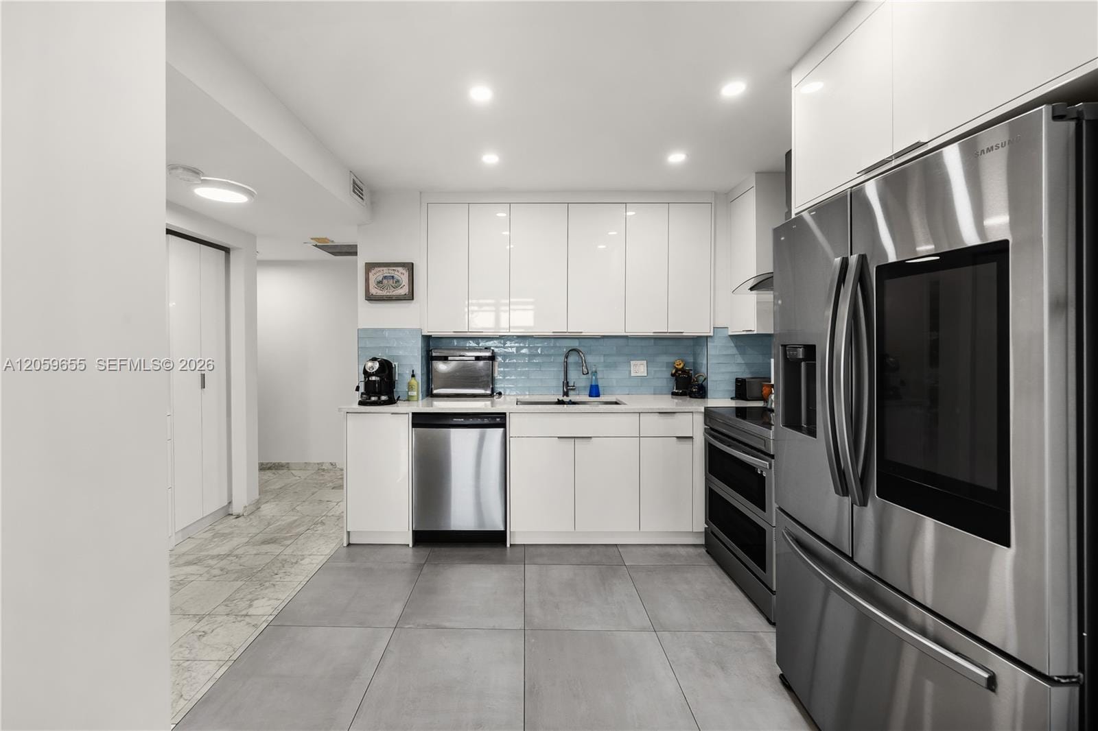 1950 S Ocean Drive 5F — photo 12