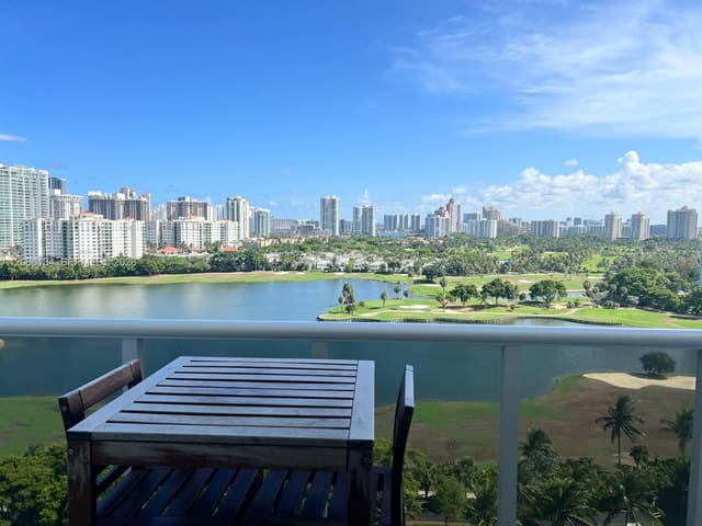 3625 N Country Club Drive 1805, Aventura Eldorado, Aventura, FL