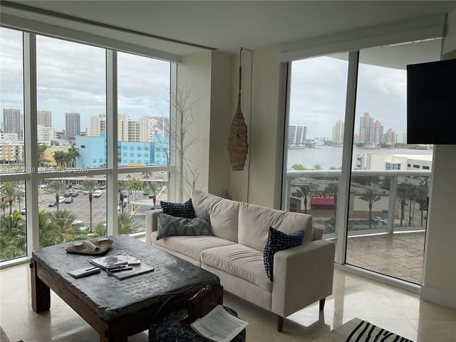 18201 Collins Avenue 901A, Trump Royale, Sunny Isles Beach, FL