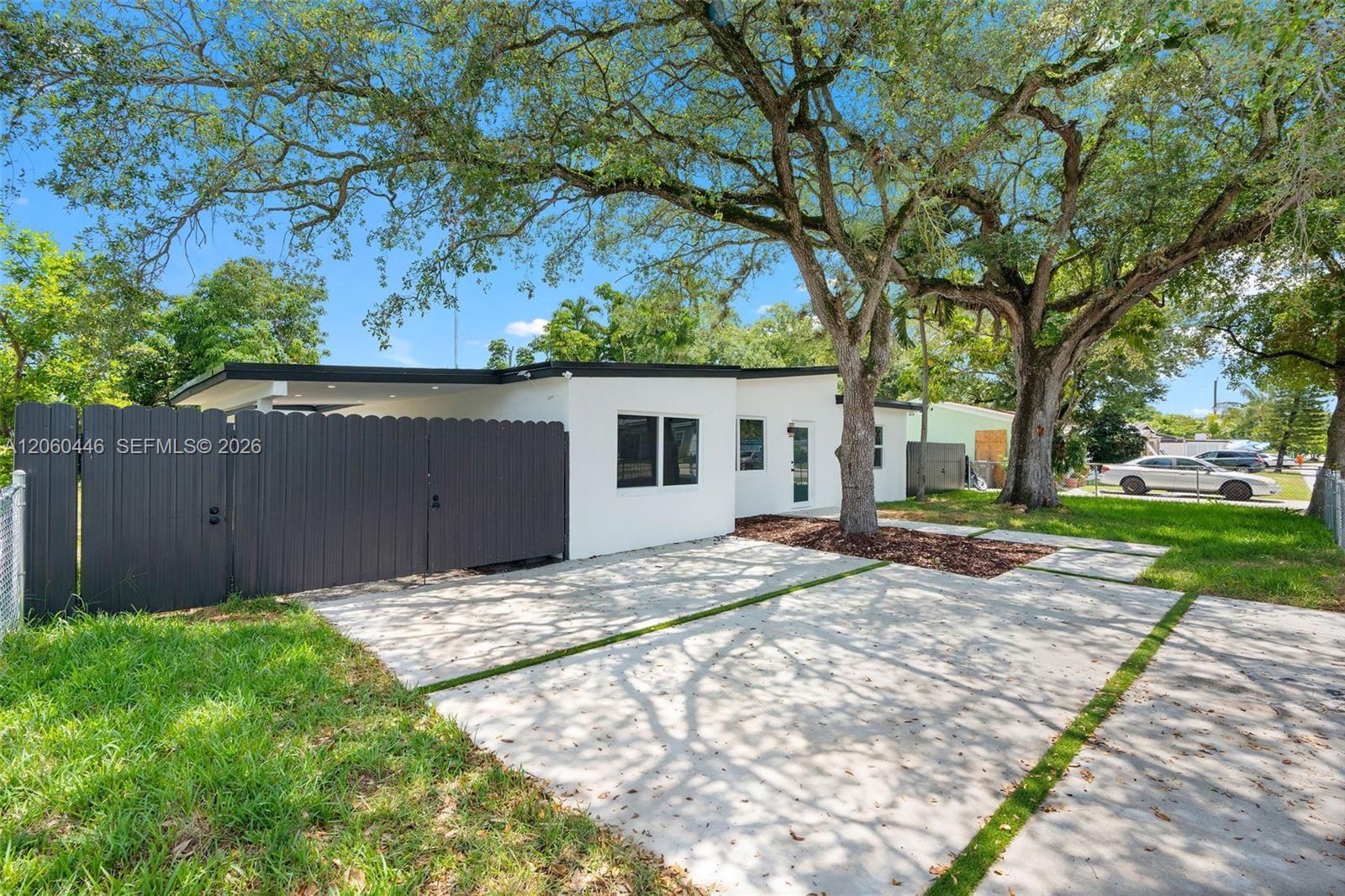 35 Allen Road — photo 2
