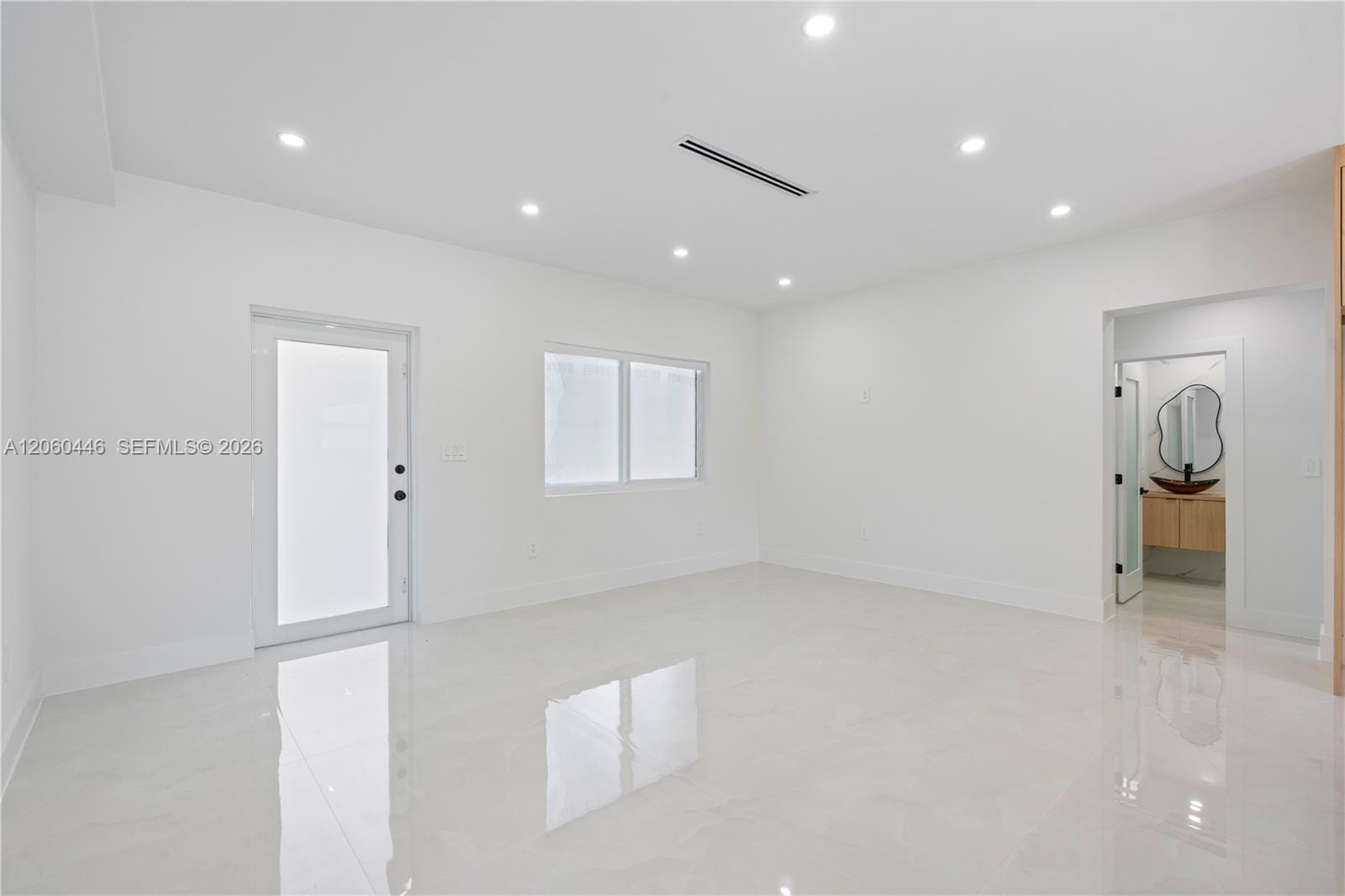 35 Allen Road — photo 6