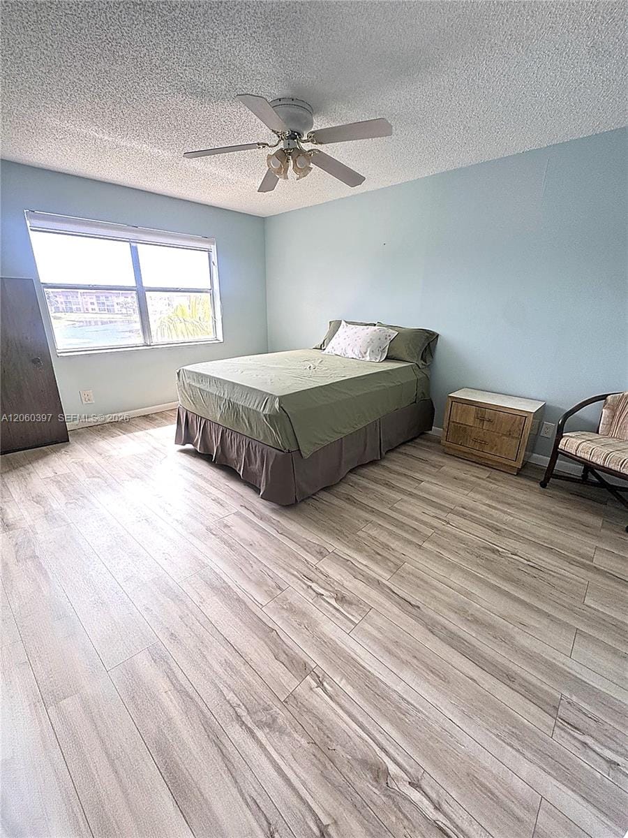 9580 Sunrise Lakes Boulevard 304 — photo 12