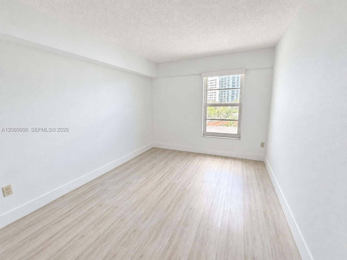 1455 West Avenue 603, Miami Beach, FL 33139 photo 18
