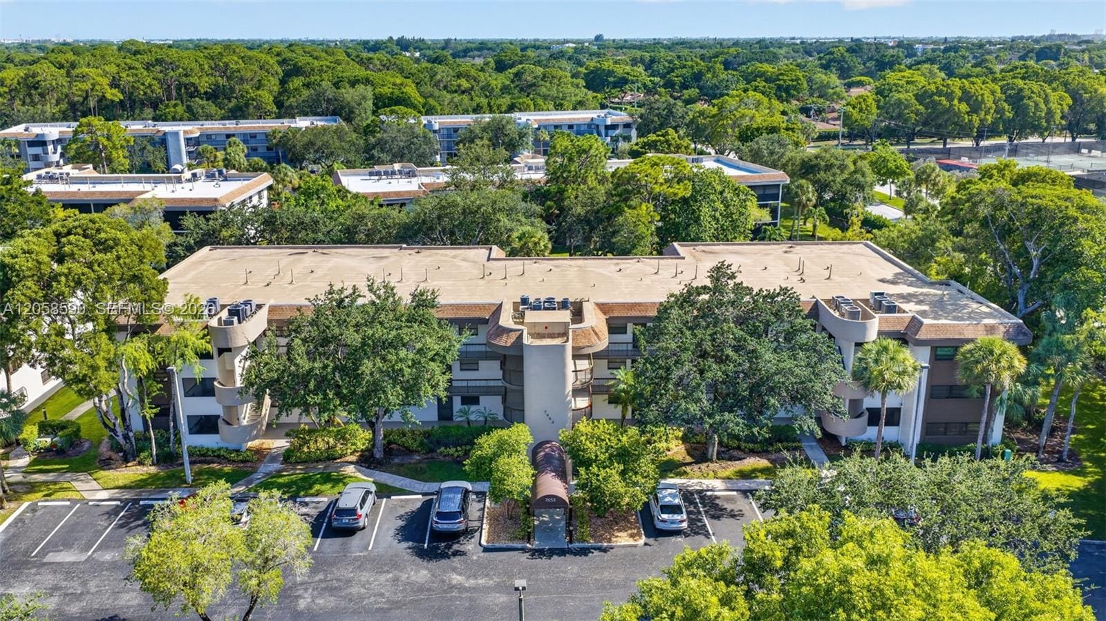 7653 NW 79th Avenue 312, Tamarac, FL 33321 photo 3