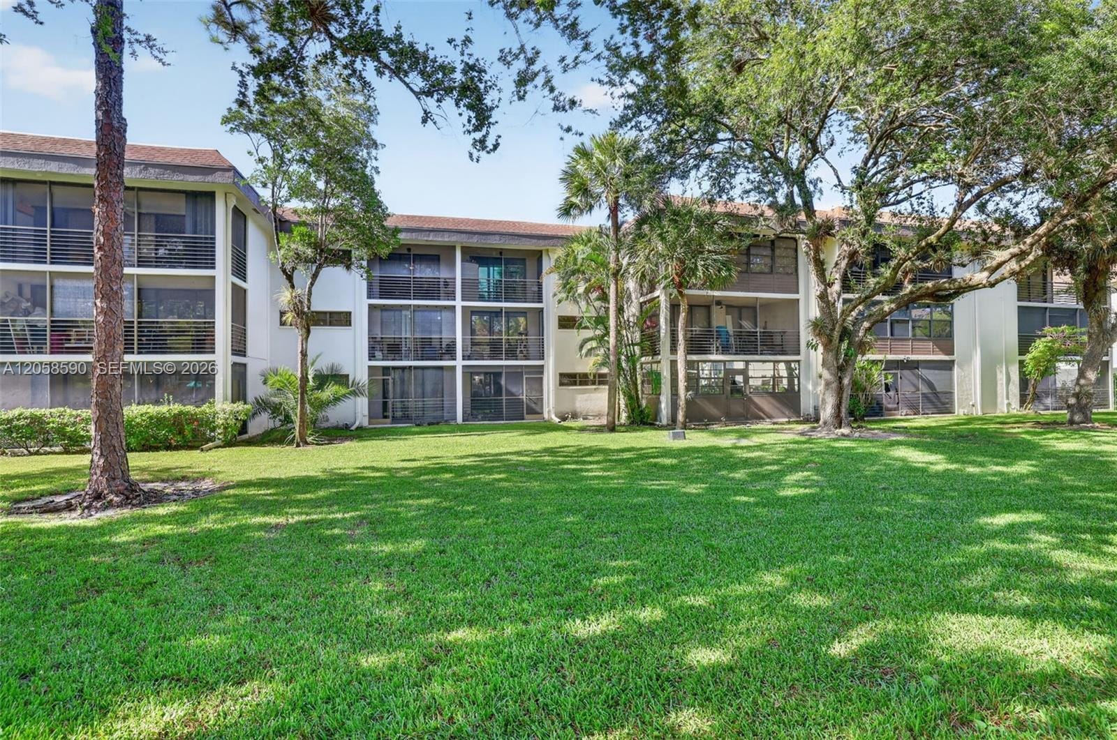 7653 NW 79th Avenue 312, Tamarac, FL 33321 photo 21