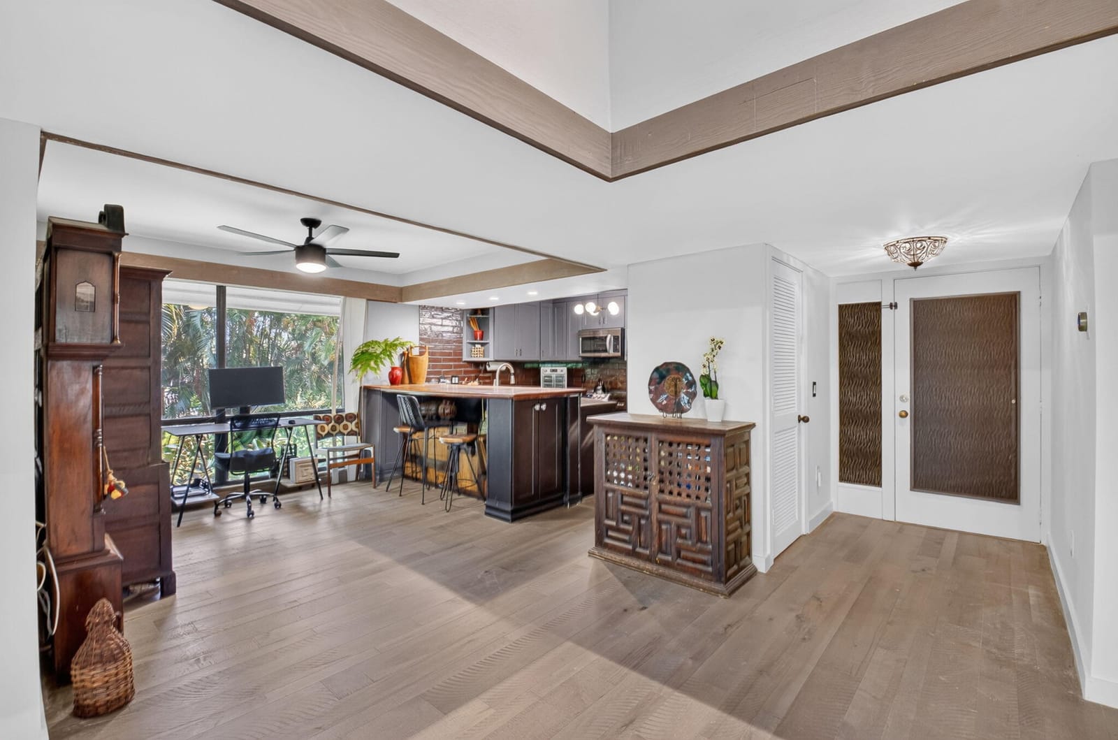 6957 Rain Forest Drive E 4 U — photo 3