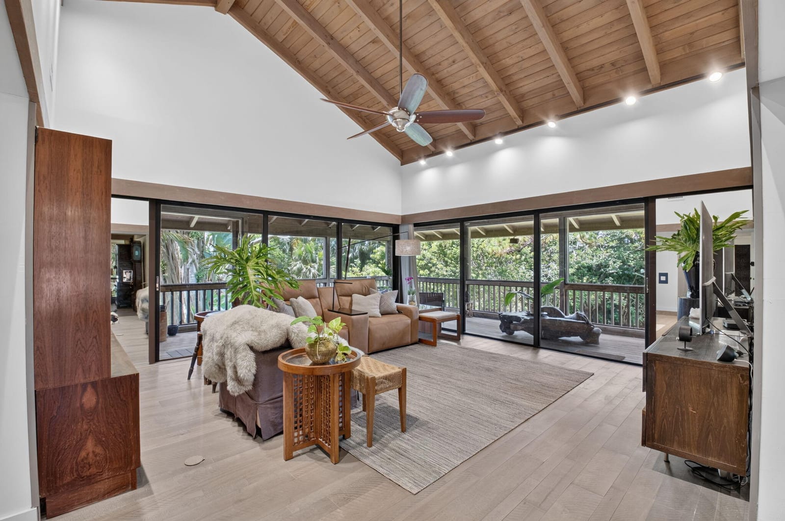 6957 Rain Forest Drive E 4 U — photo 6