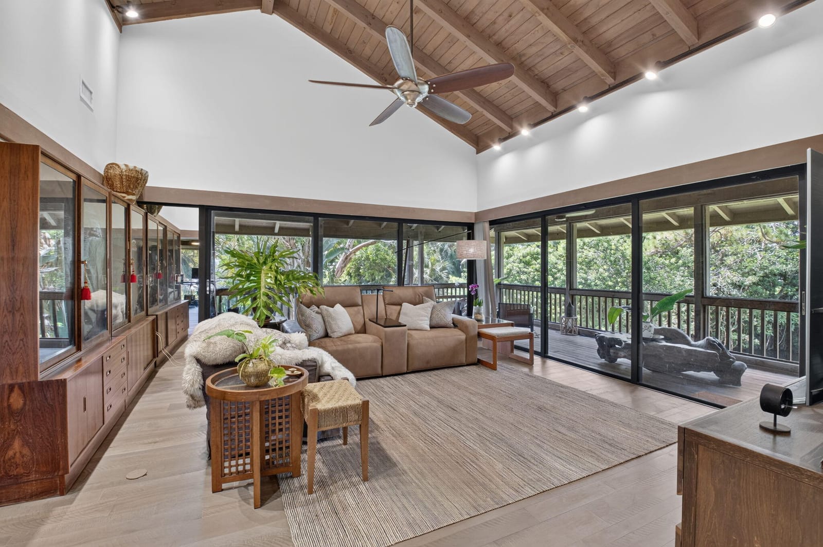 6957 Rain Forest Drive E 4 U — photo 8