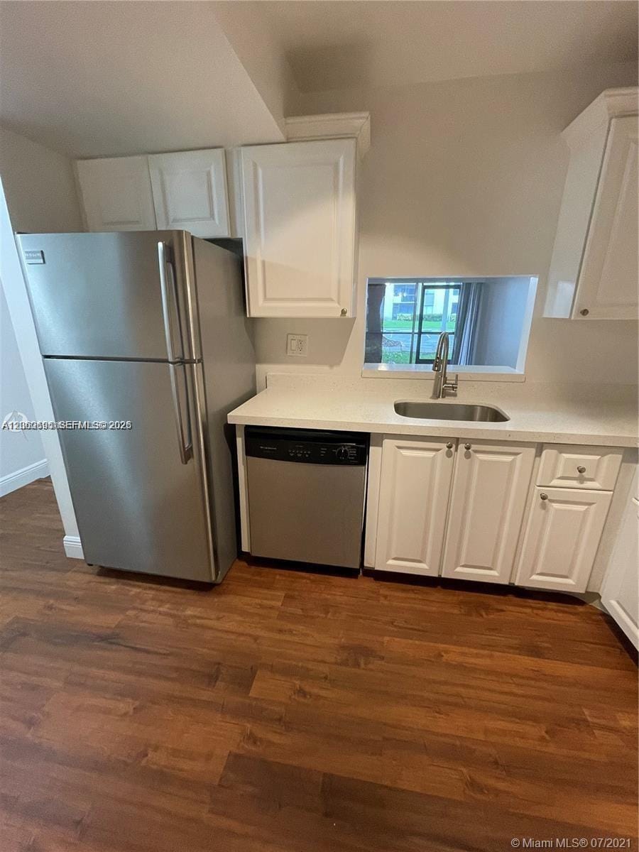 721 N Pine Island Road 104 — photo 7