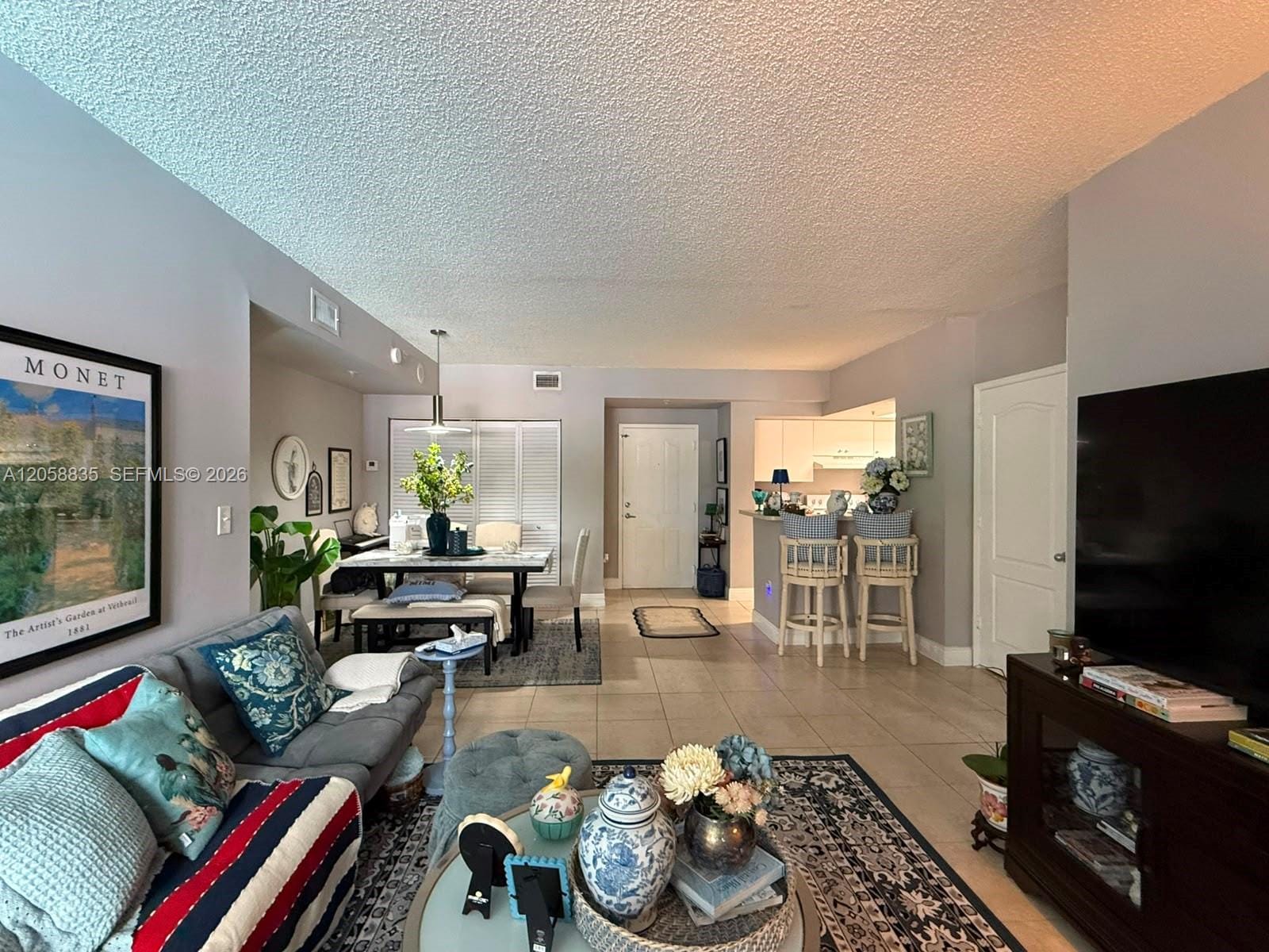 5085 NW 7th Street 406 — photo 3