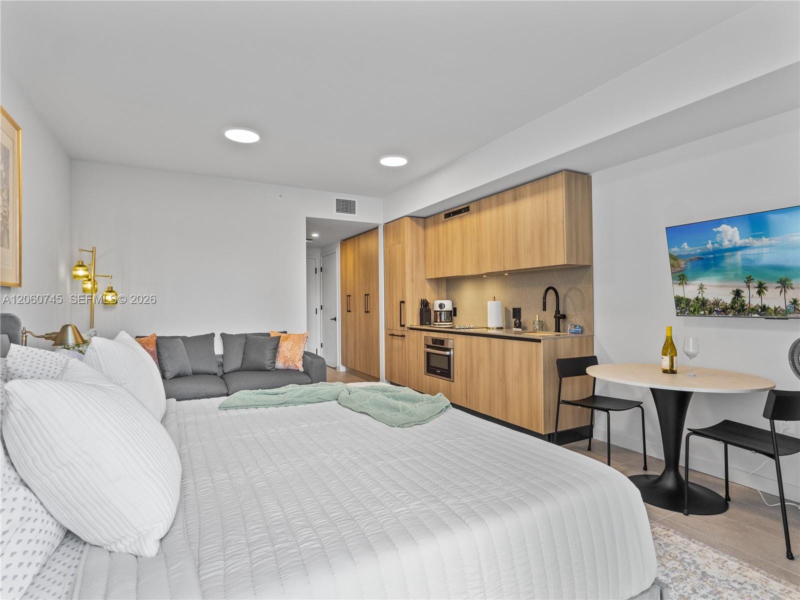 121 NE 5th Street 504, Miami, FL 33132 photo 13
