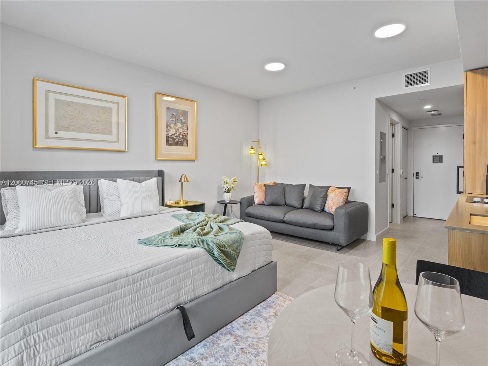 121 NE 5th Street 504, Miami, FL 33132 photo 14