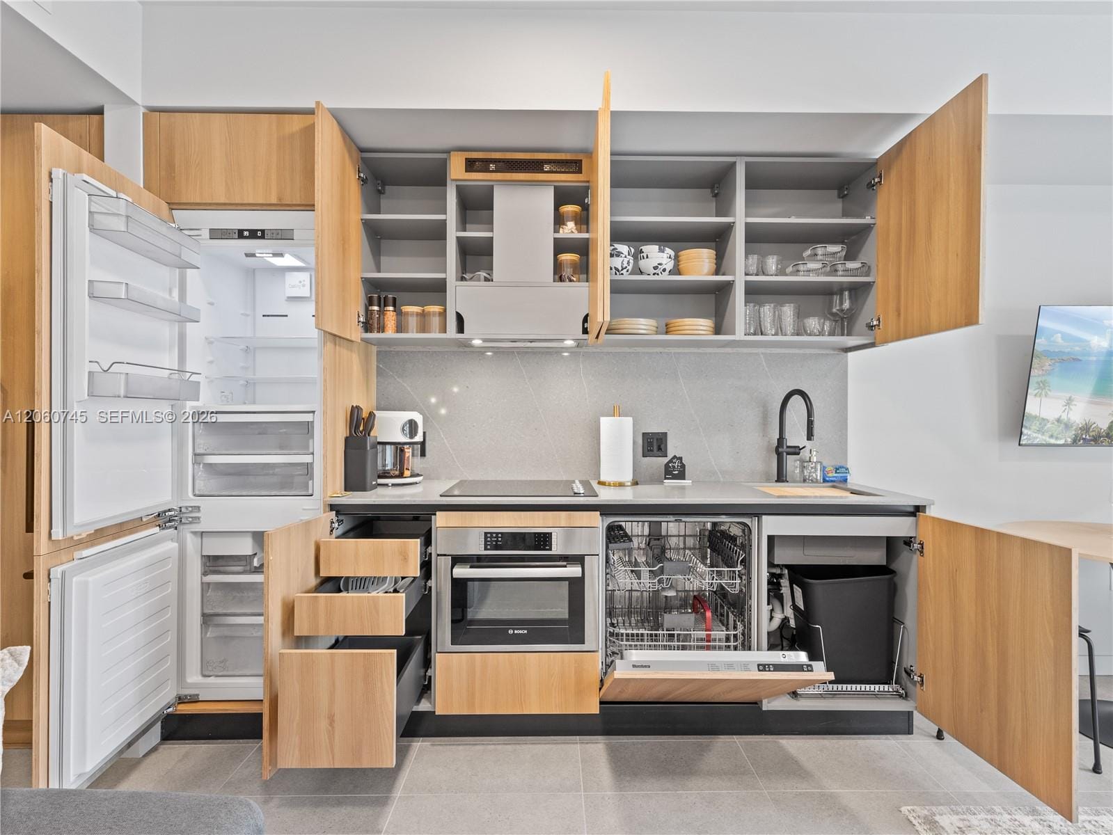 121 NE 5th Street 504, Miami, FL 33132 photo 7
